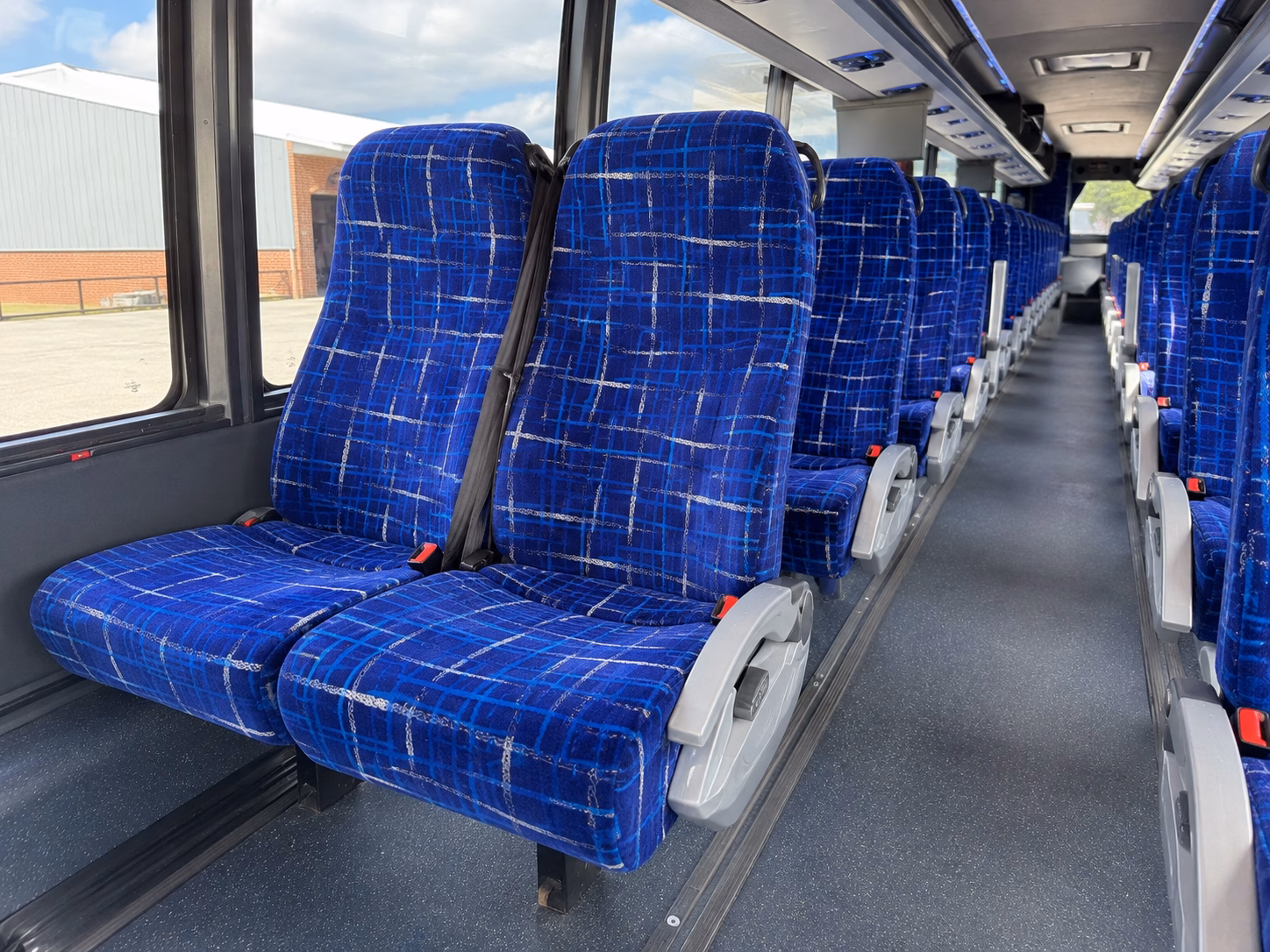 how the distance and duration of your trip affect bus rental rates in brentwood california