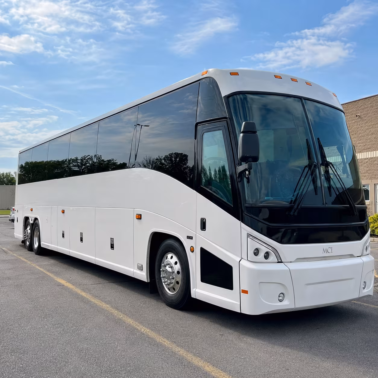 oakland airport and sfo corporate shuttle buses