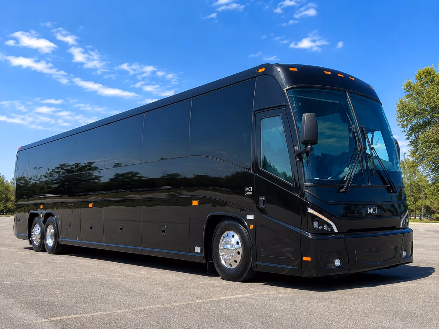 shuttle guests between brentwood hotels and your vineyard or golf course venue
